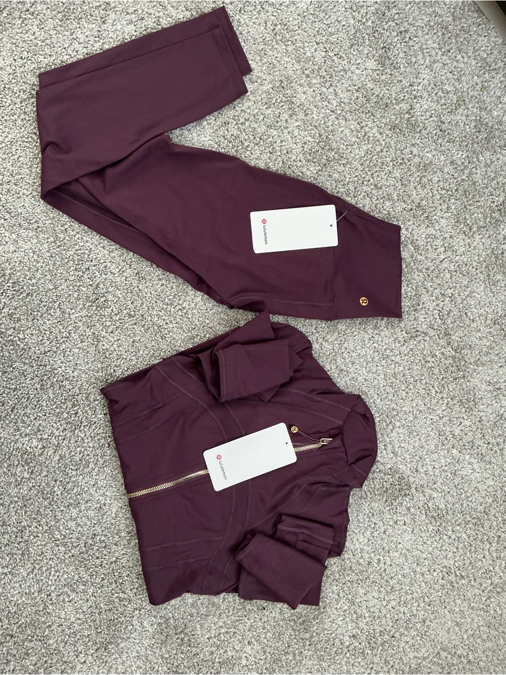 lululemon athletica Plum Zip Jacket and Matching Leggings - Picture 3 of 8